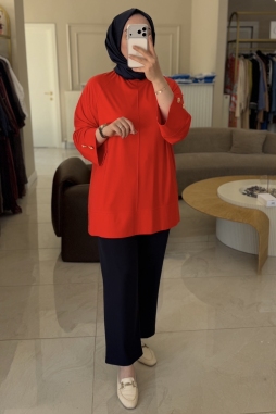 Kırmızı Manşet Aksesuarlı Tunik