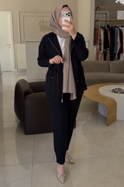 Lacivert Fermuarlı Bağcık Detaylı Takım